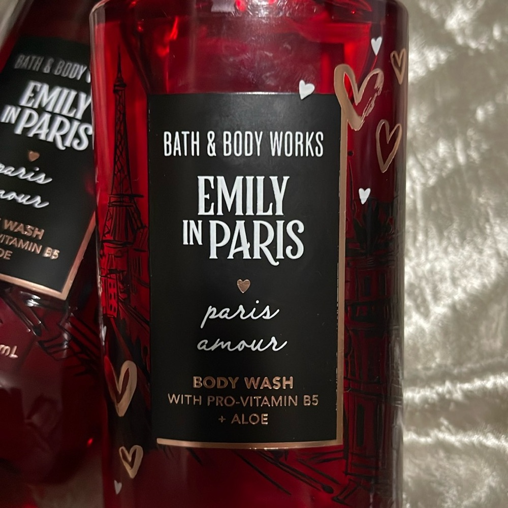 NEW - Bath & Body Works- Sun- Emily in Paris - Paris Amour - Picture 2 of 3